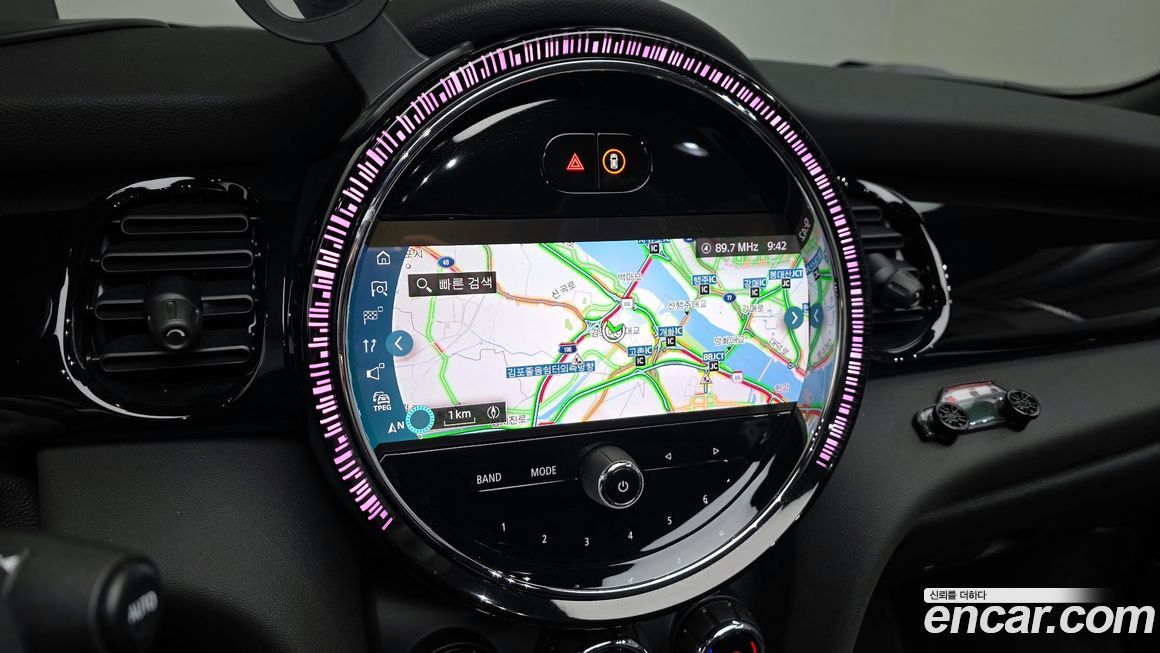 Mini Cooper Convertible 2024