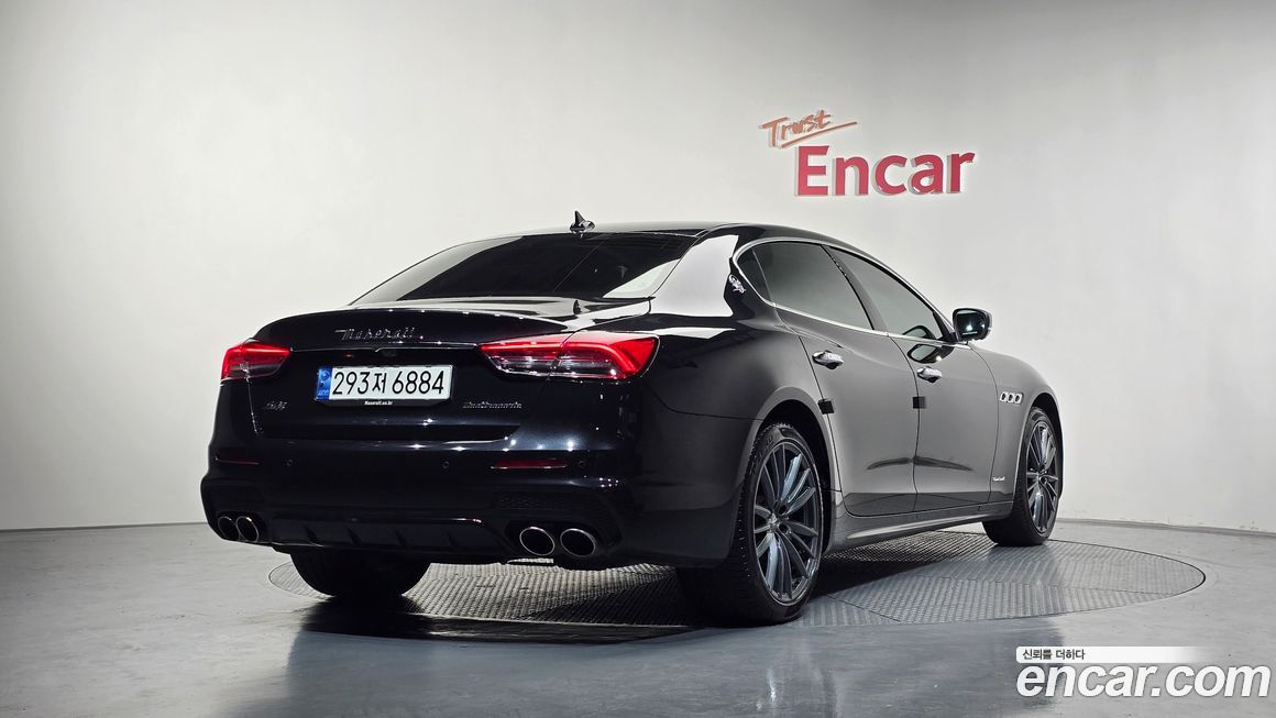 Maserati Quattroporte 2020