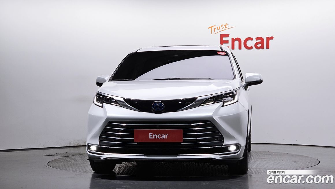 Toyota Sienna 2024