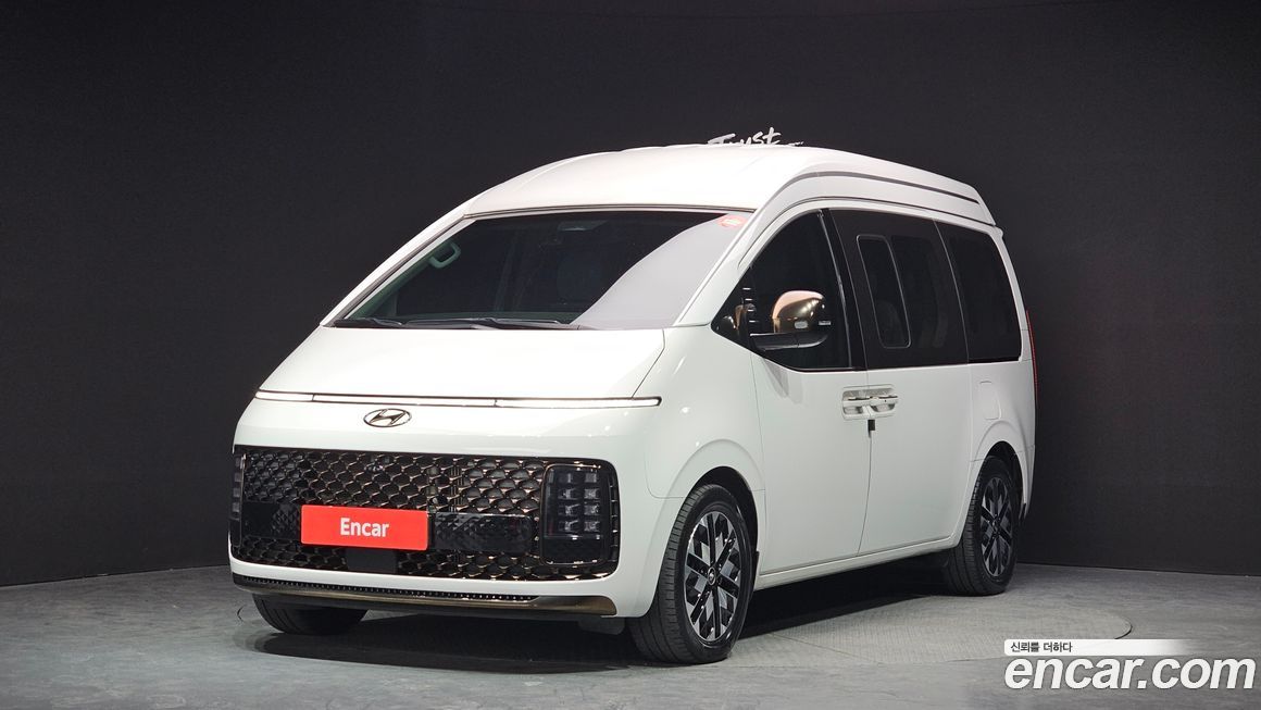 Hyundai Staria 2023