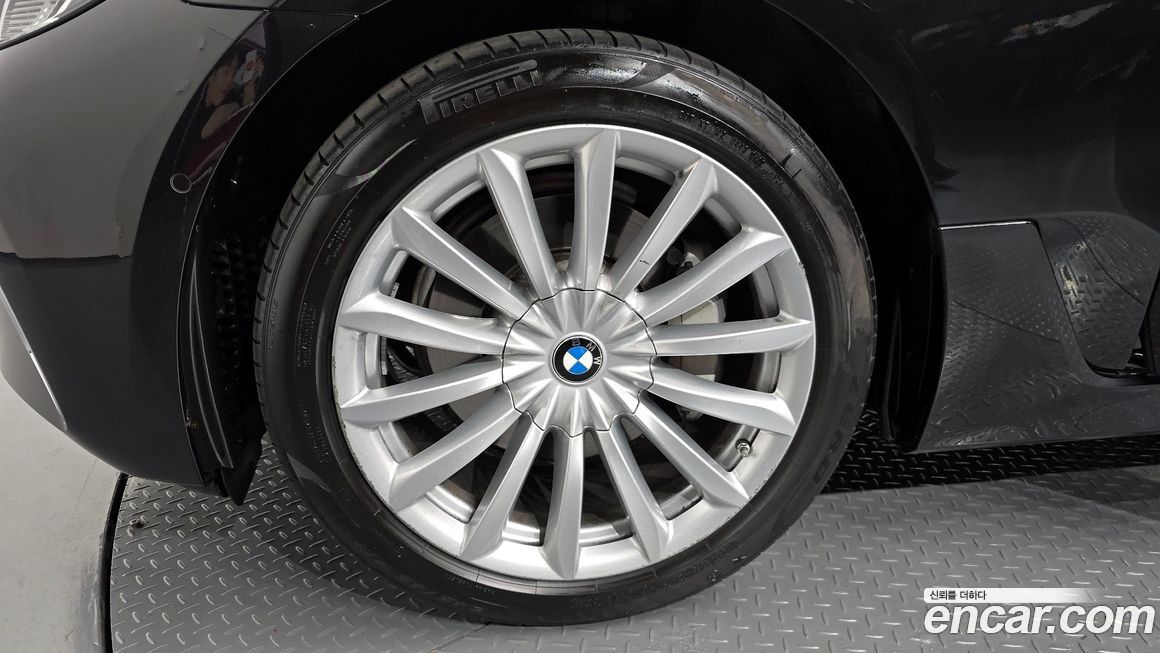 BMW Gran Turismo 2023