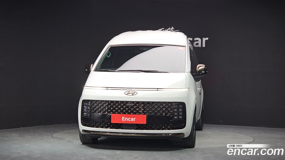 Hyundai Staria 2023