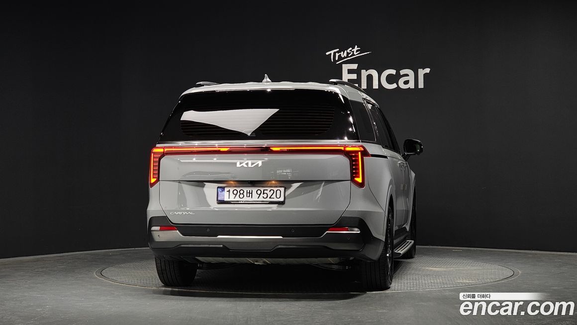 Kia Canival 2025
