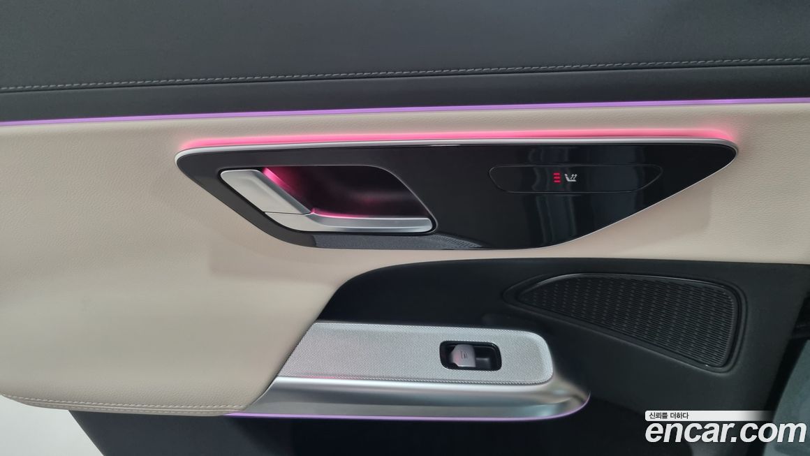 Mercedes-Benz E-Class 2025