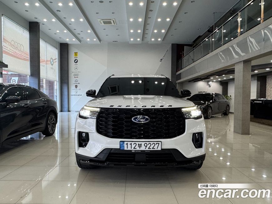 Ford Explorer 2025