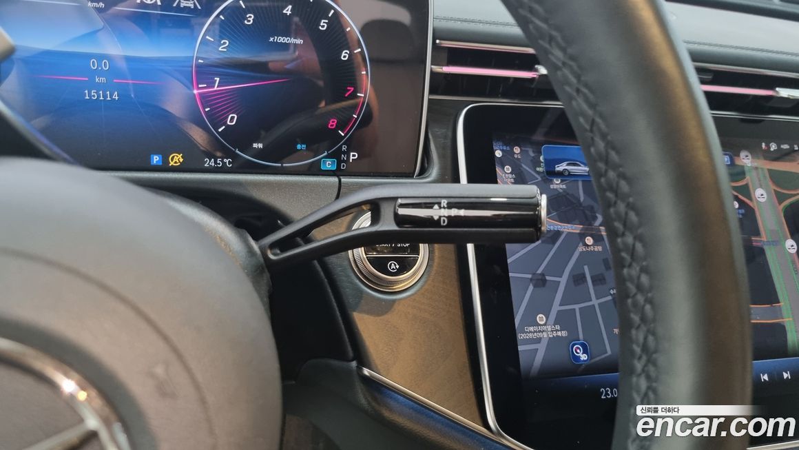 Mercedes-Benz E-Class 2025