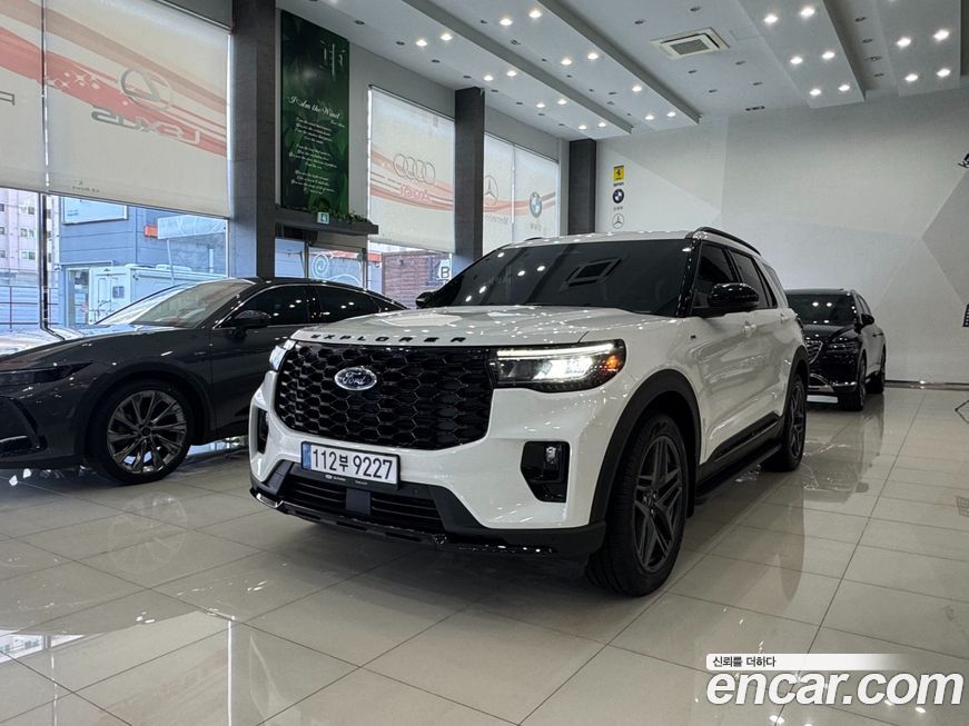 Ford Explorer 2025