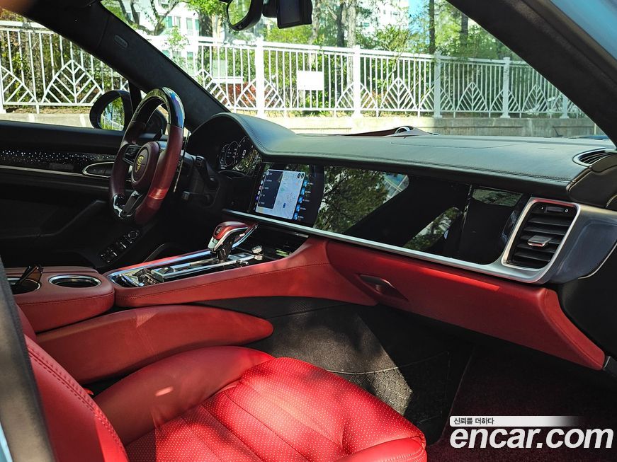 Porsche Panamera 2013