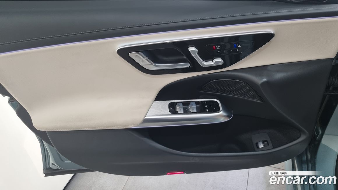 Mercedes-Benz E-Class 2025