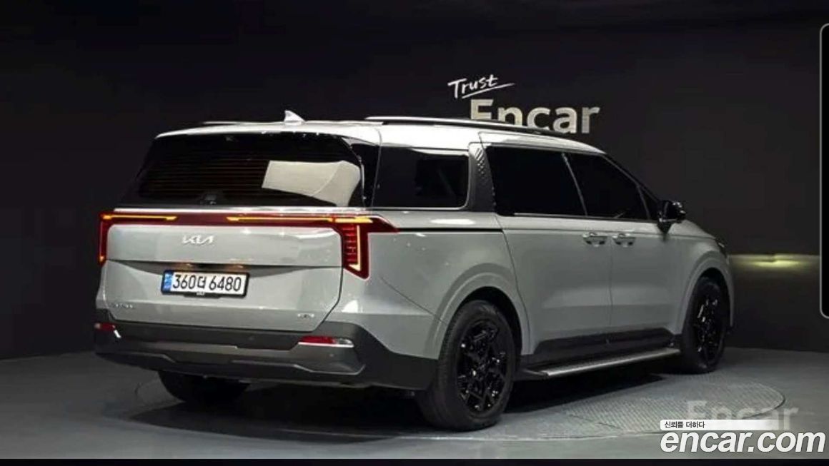 Kia Canival 2025