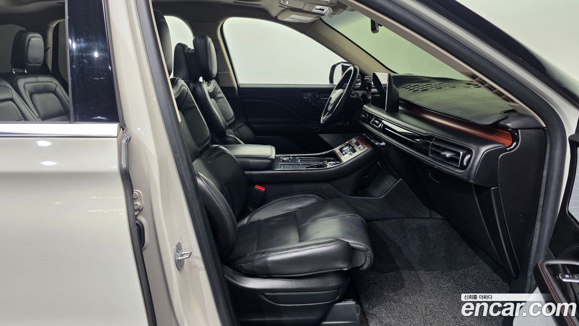 Lincoln Aviator 2023