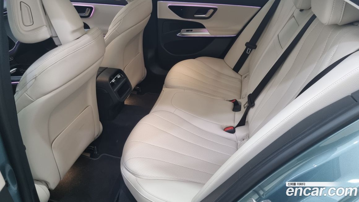 Mercedes-Benz E-Class 2025