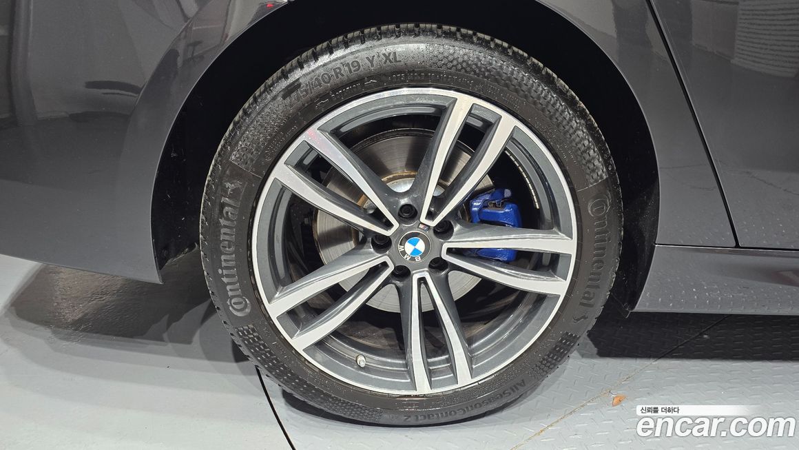 BMW Gran Turismo 2024