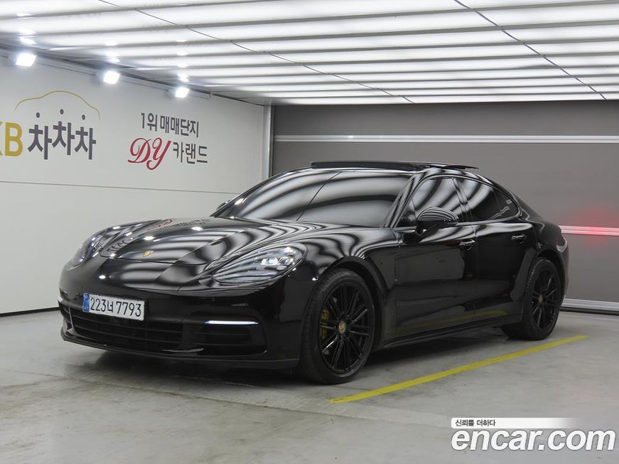 Porsche Panamera 2018