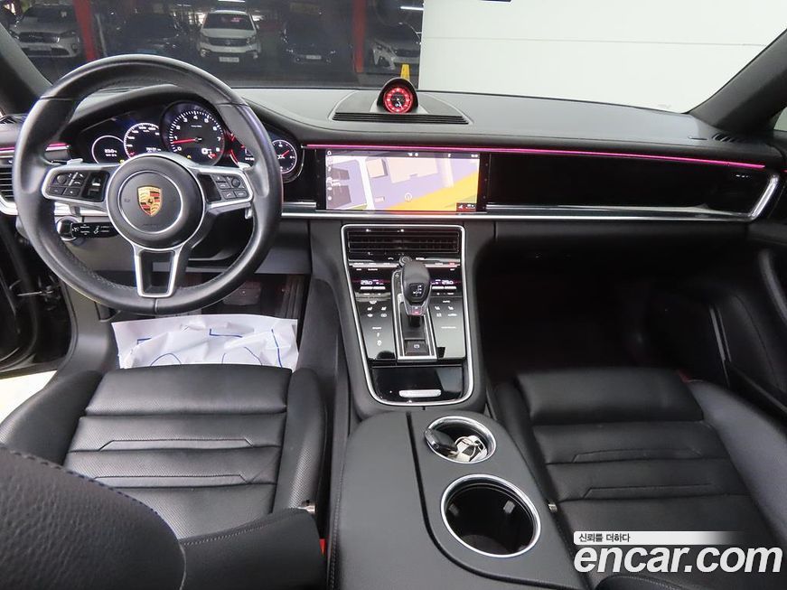 Porsche Panamera 2018