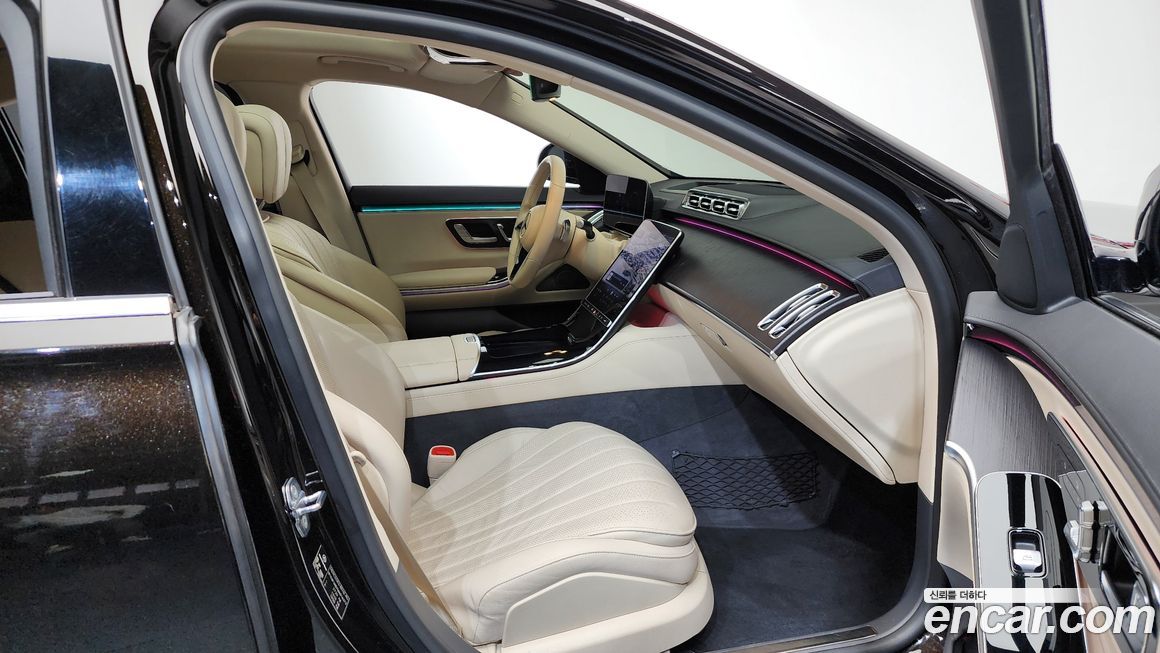 Mercedes-Benz S-Class 2021