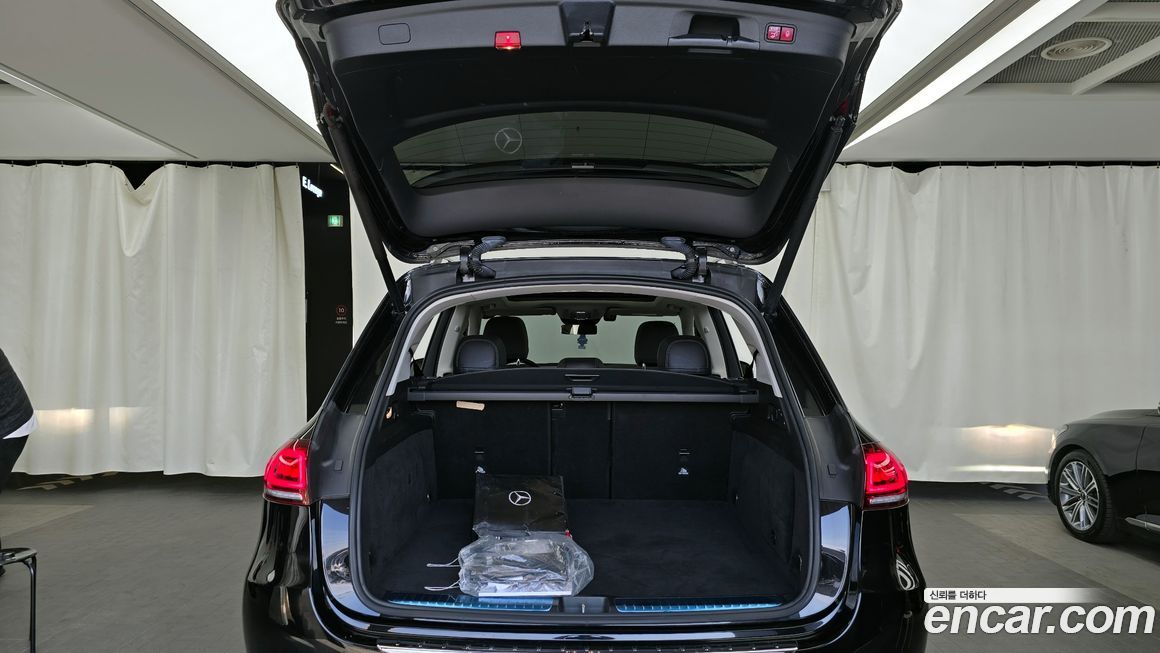 Mercedes-Benz GLE-Class 2021