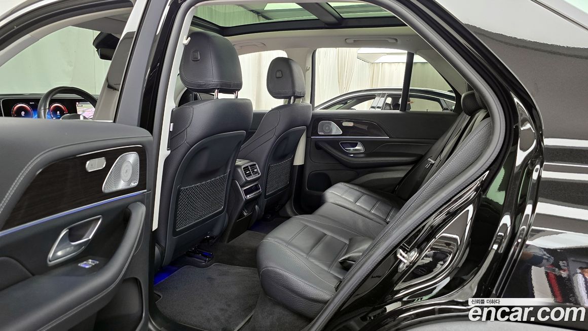 Mercedes-Benz GLE-Class 2021