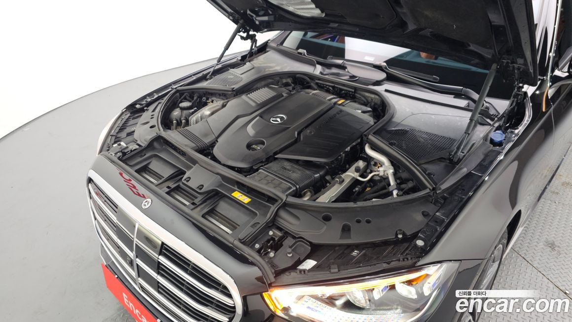 Mercedes-Benz S-Class 2023