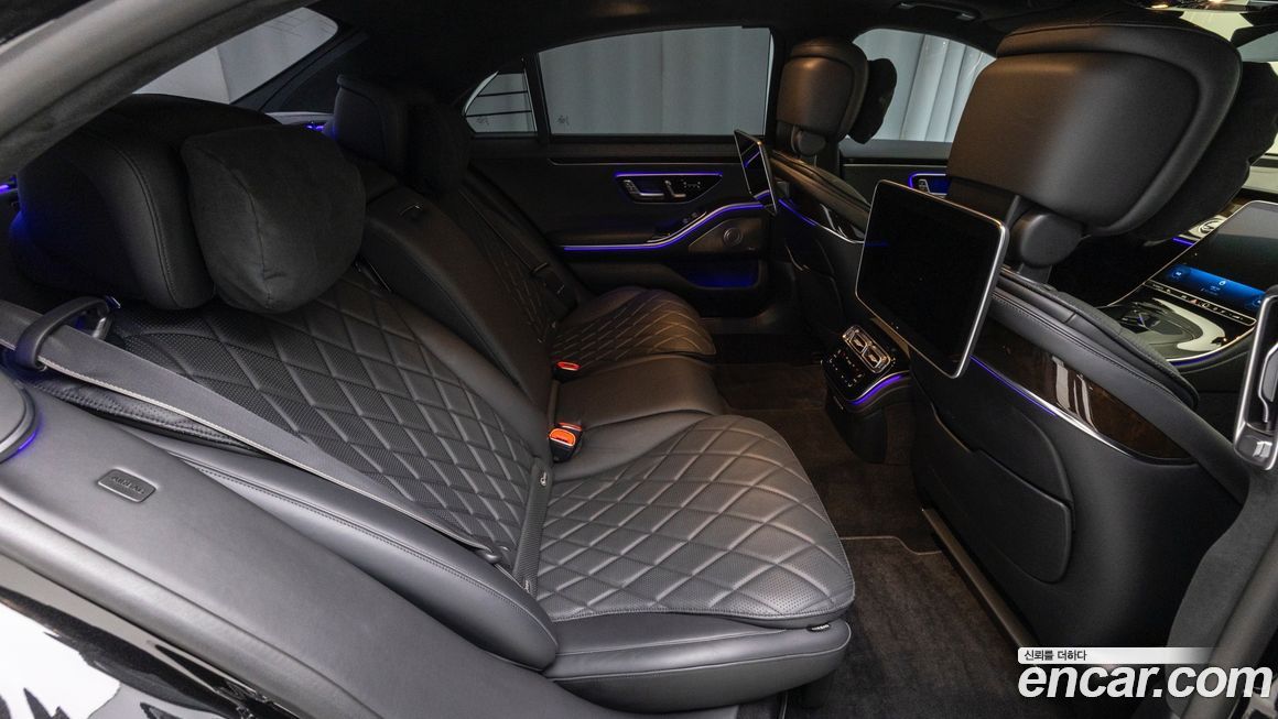 Mercedes-Benz S-Class 2021