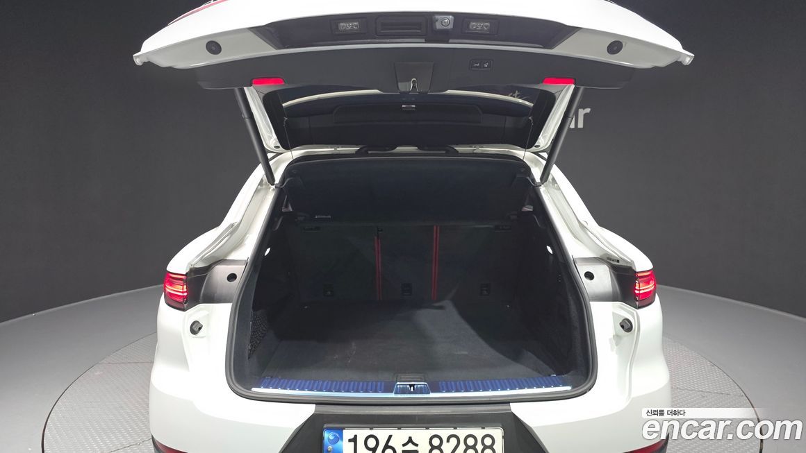 Porsche Cayenne 2022