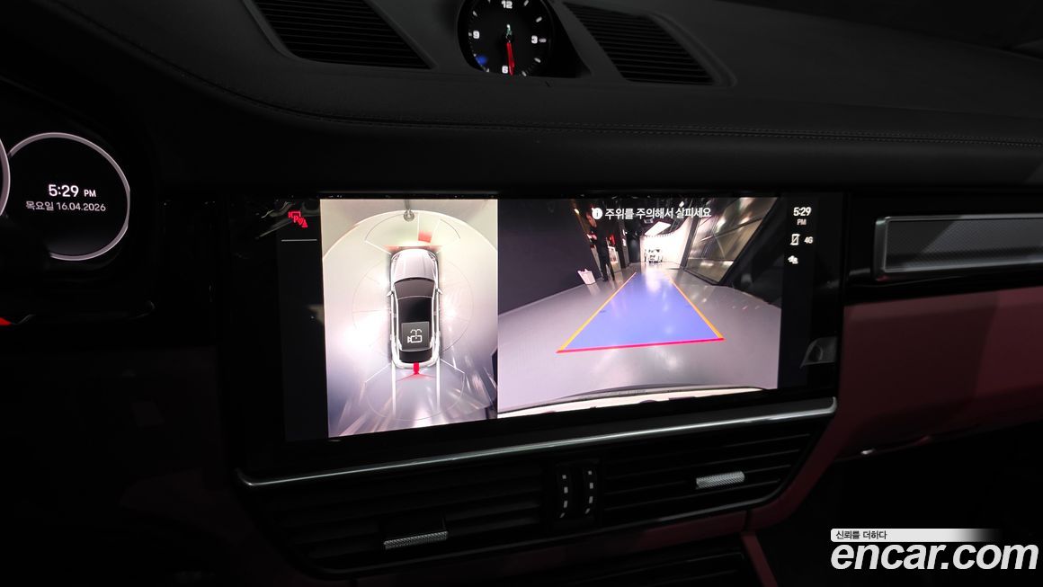 Porsche Cayenne 2022