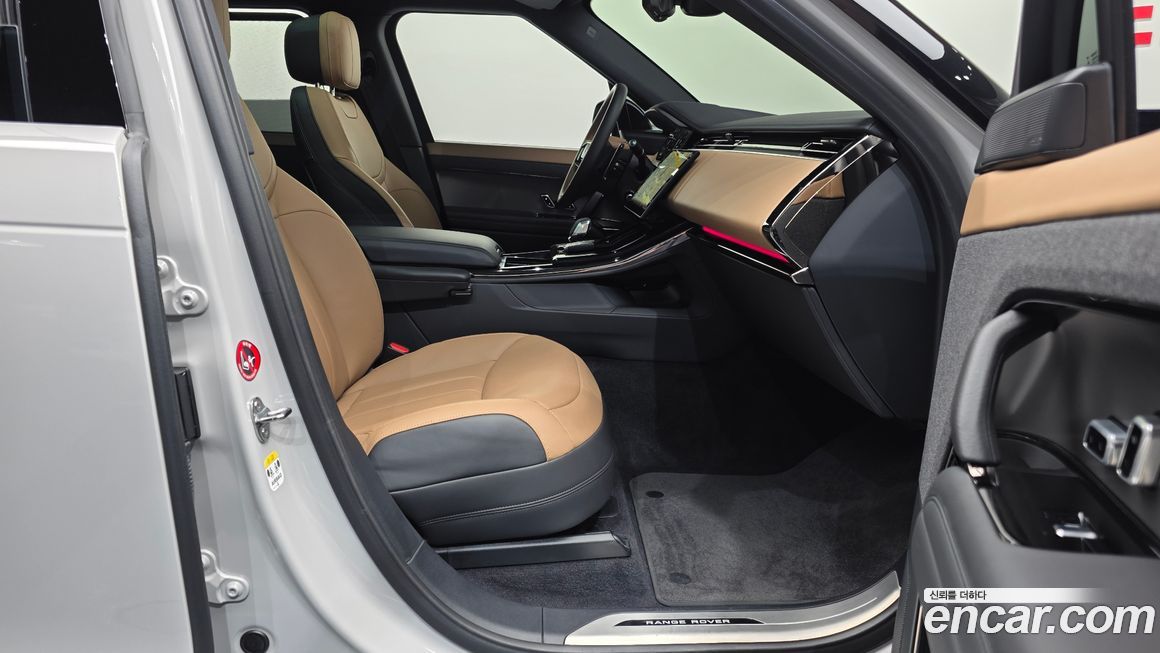 Land Rover Range Rover Sport 2025