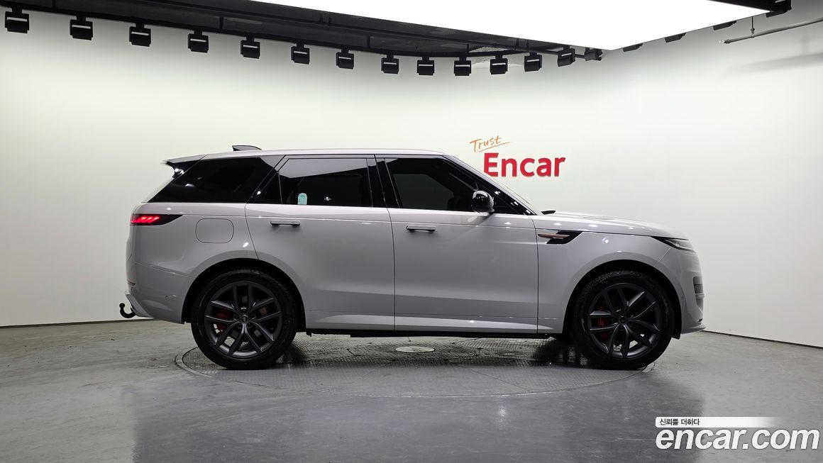 Land Rover Range Rover Sport 2025