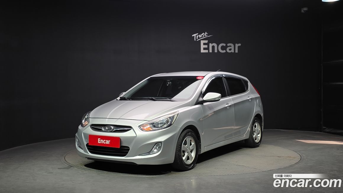 Hyundai Accent 2012