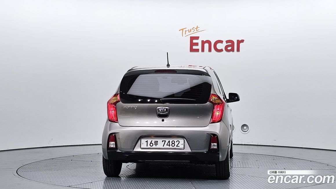 Kia morning 2016