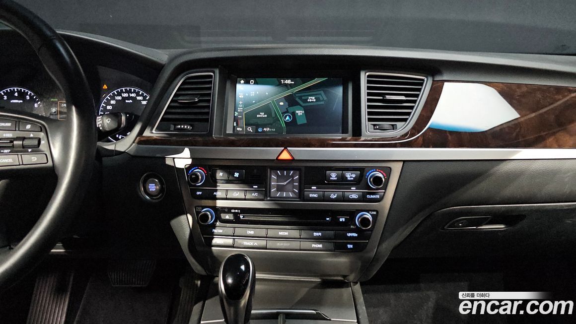 Hyundai Genesis 2014