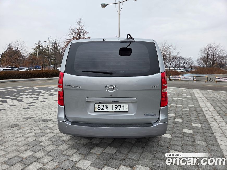 Hyundai Starex 2016