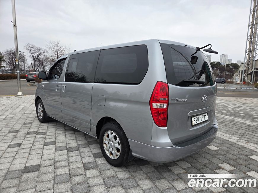 Hyundai Starex 2016