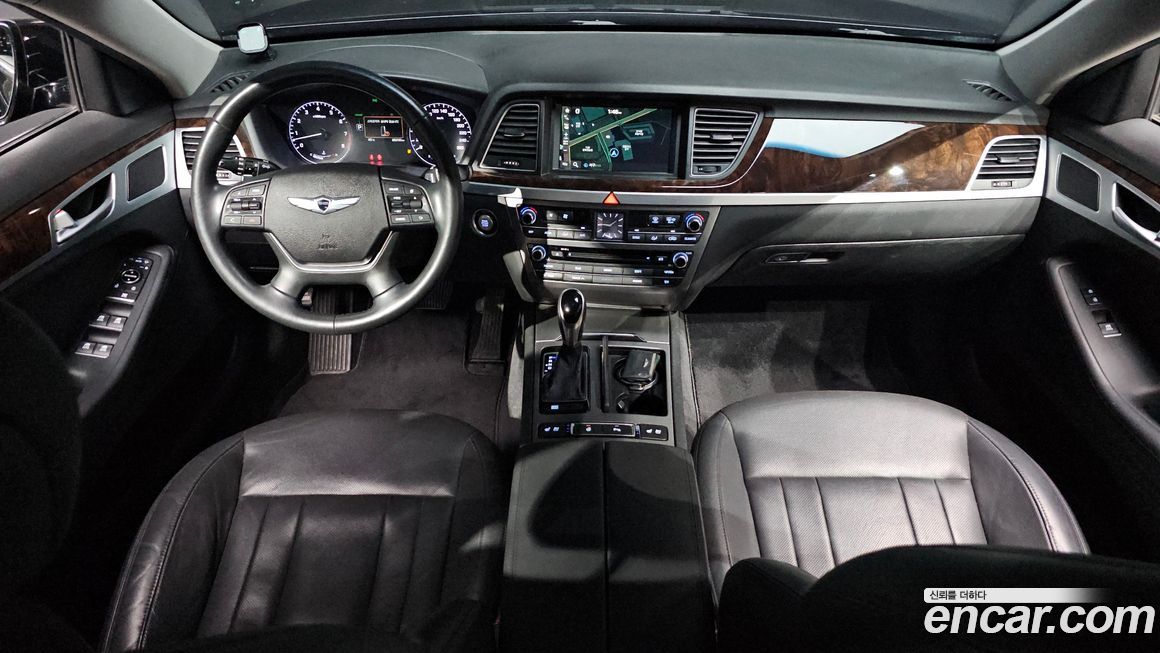 Hyundai Genesis 2014