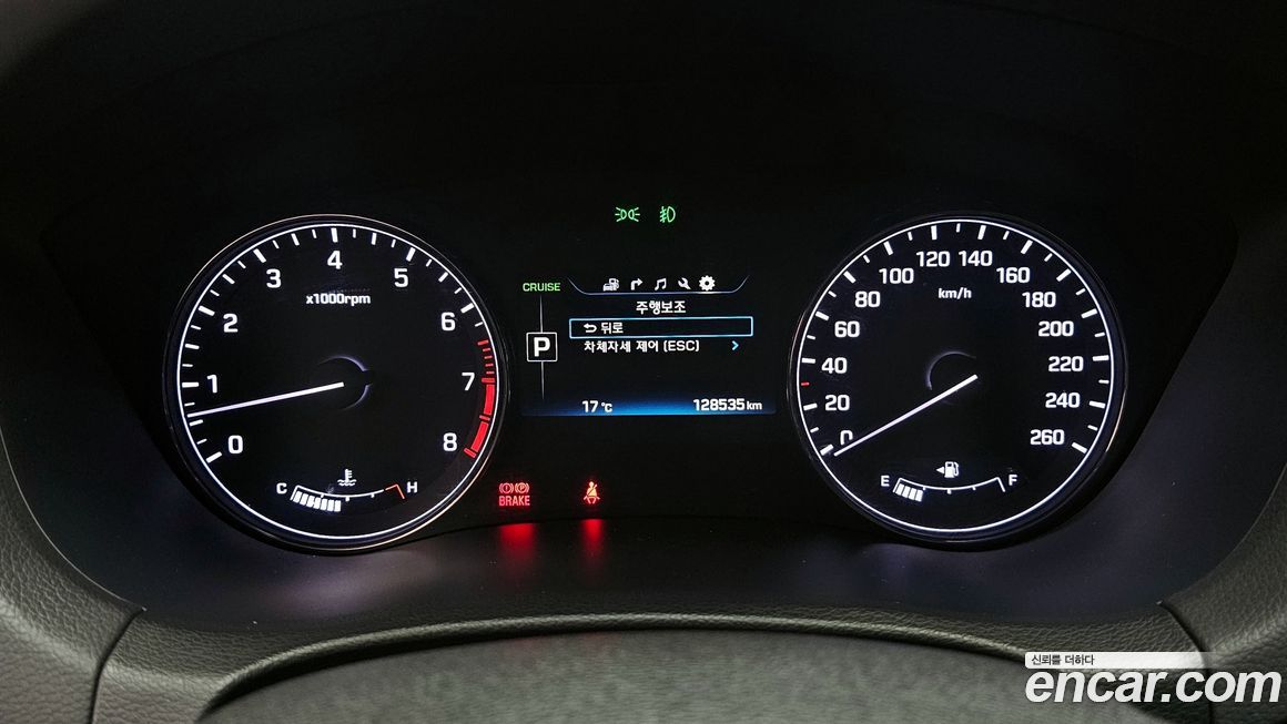 Hyundai Genesis 2015