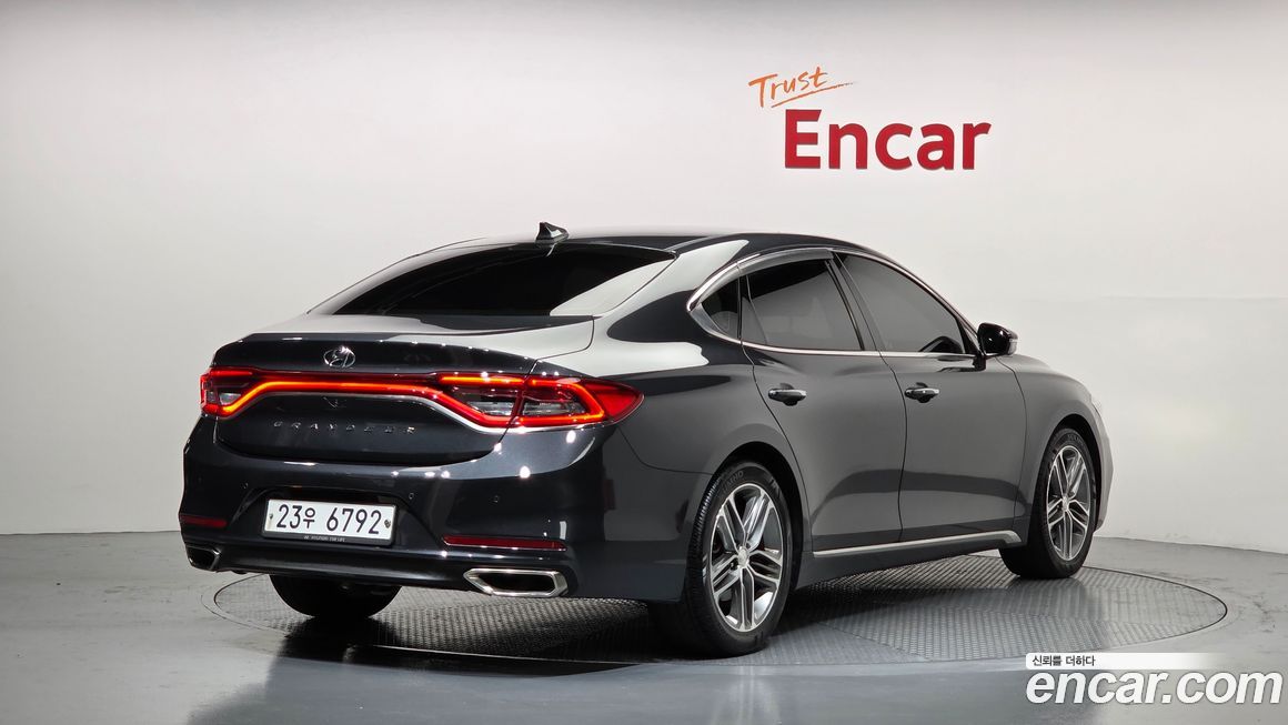 Hyundai Grandeur 2017