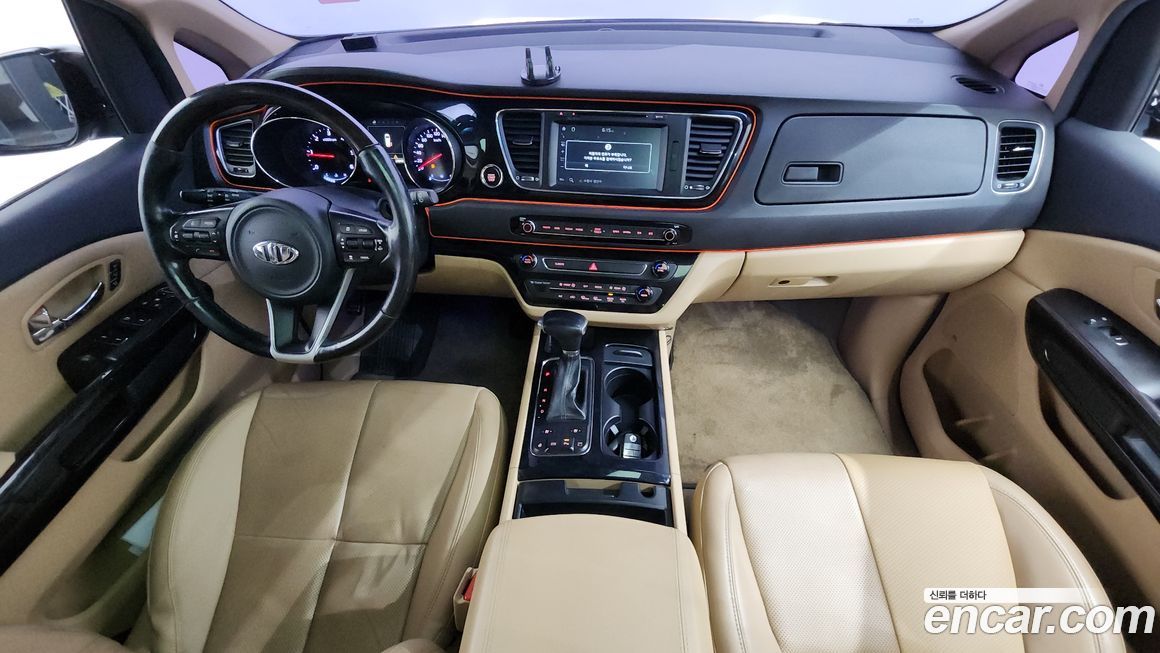 Kia Canival 2017
