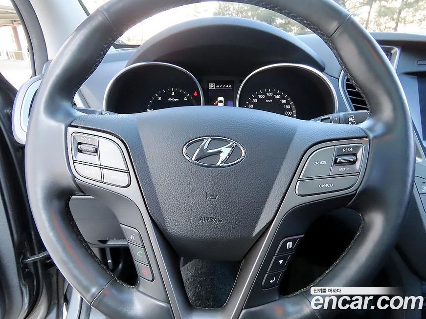 Hyundai Santafe 2016
