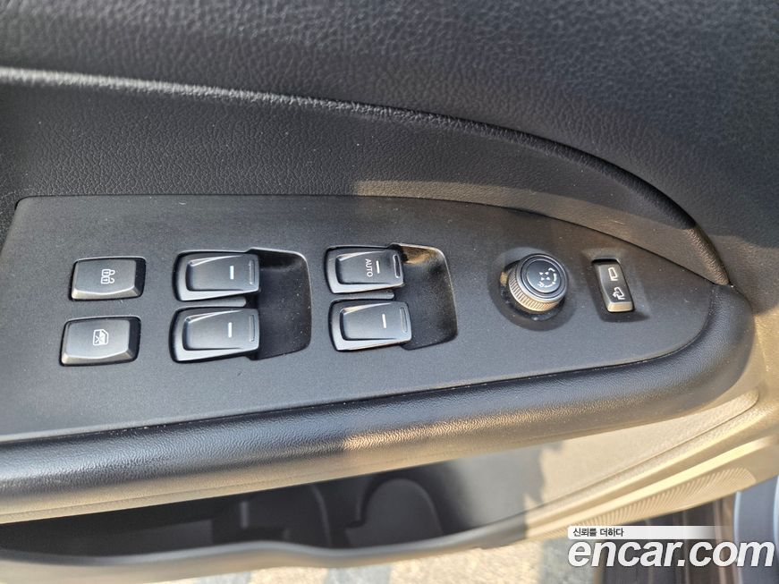 KG_Mobility_Ssangyong Rexton 2019