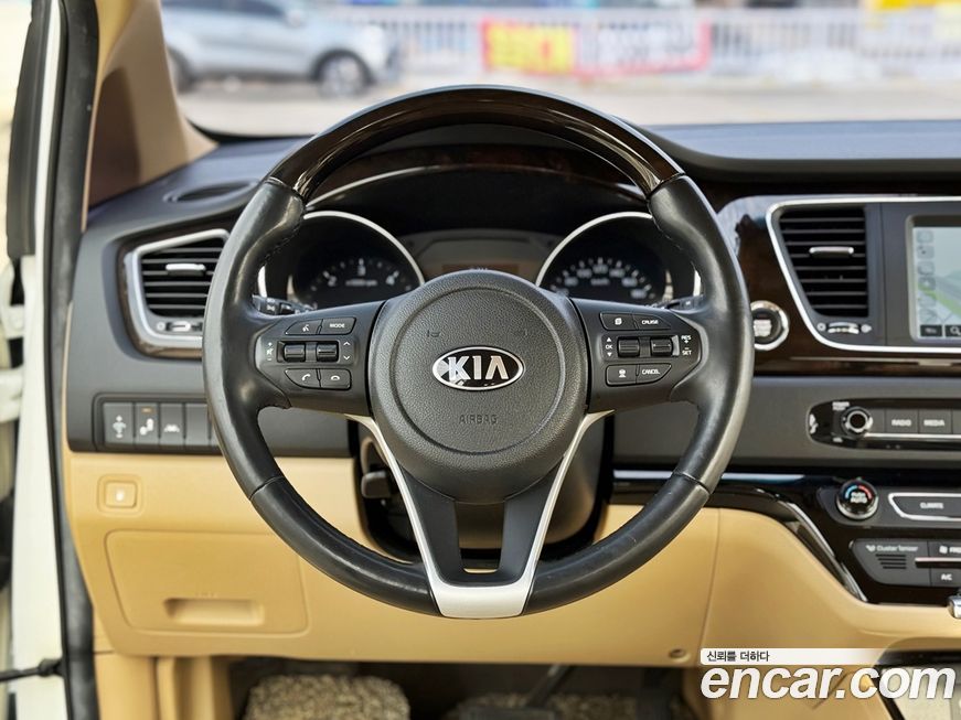 Kia Canival 2019