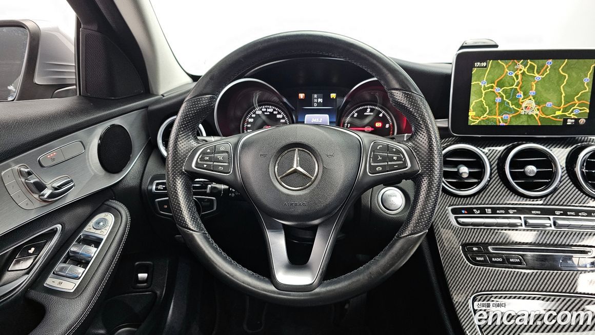 Mercedes-Benz C-Class 2016