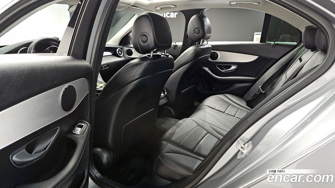 Mercedes-Benz C-Class 2016