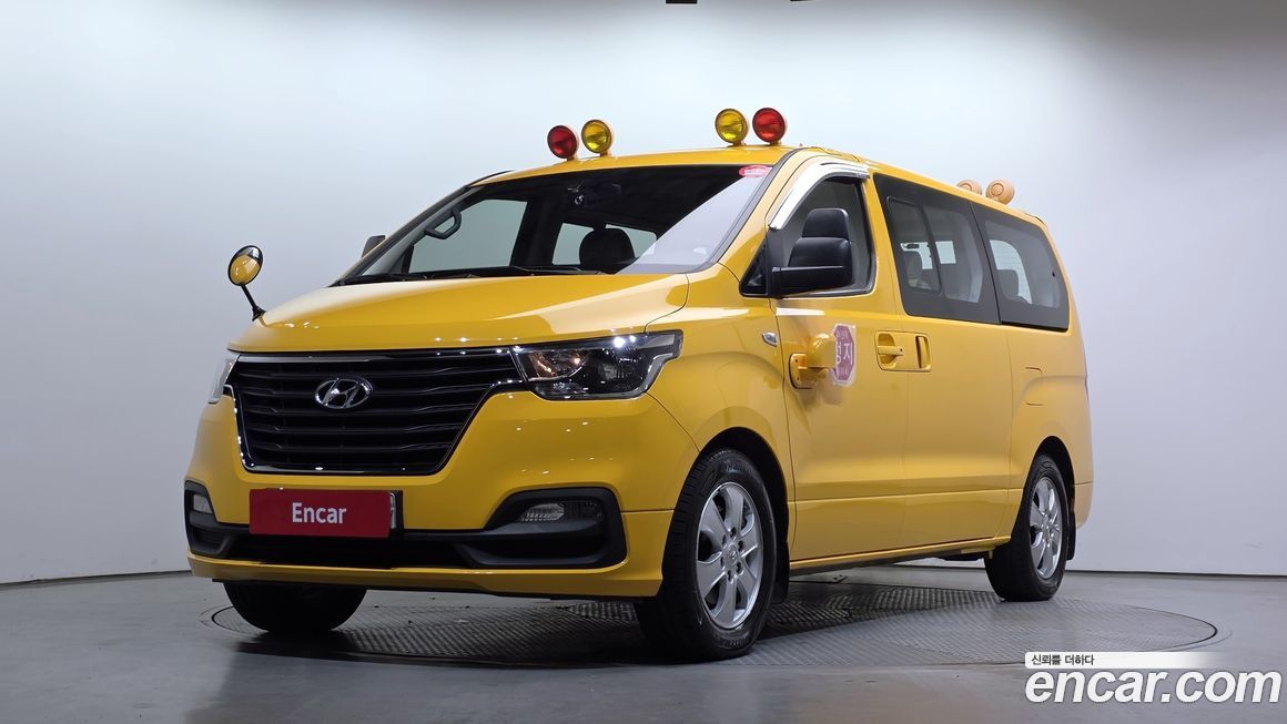 Hyundai Starex 2019
