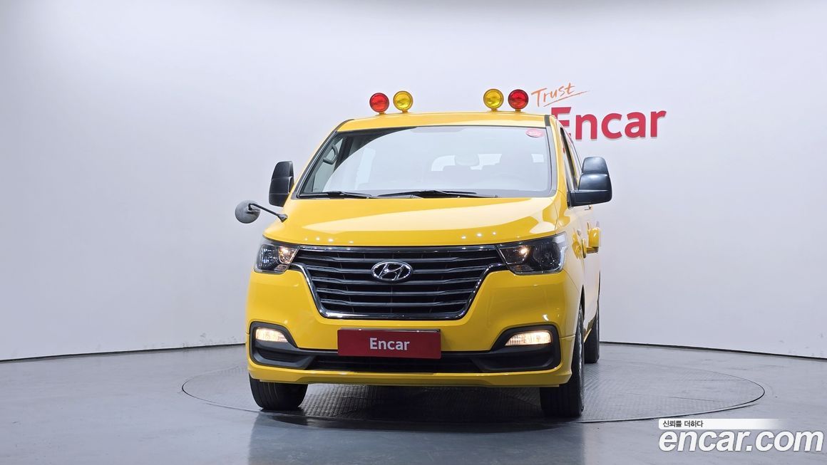 Hyundai Starex 2019