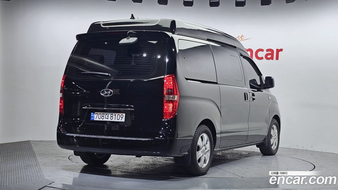 Hyundai Starex 2019