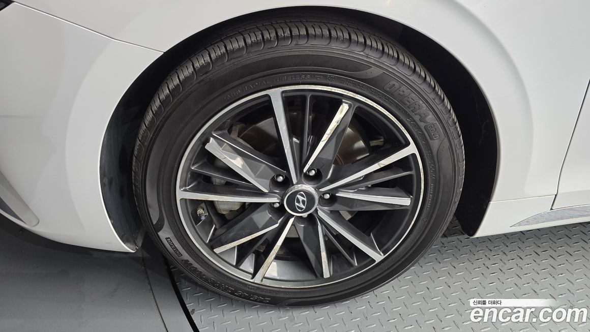 Hyundai Grandeur 2022