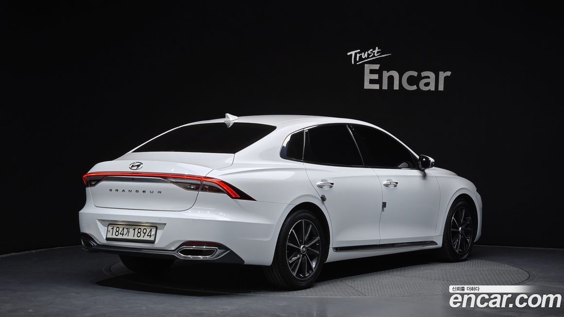 Hyundai Grandeur 2022