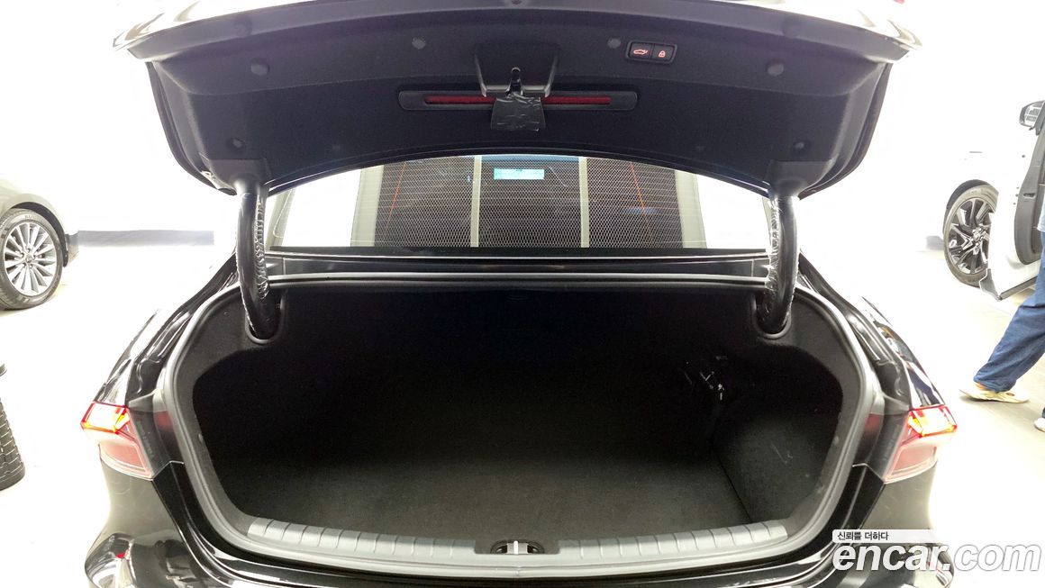 Hyundai Grandeur 2021