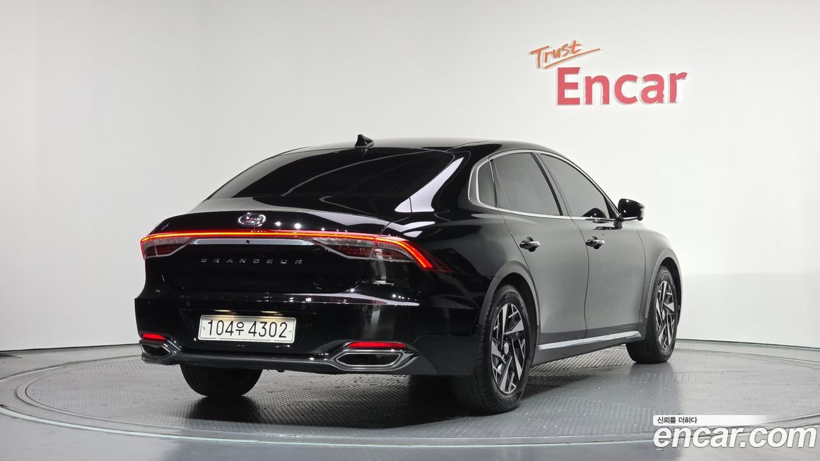 Hyundai Grandeur 2021