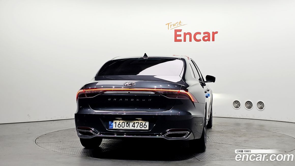 Hyundai Grandeur 2021